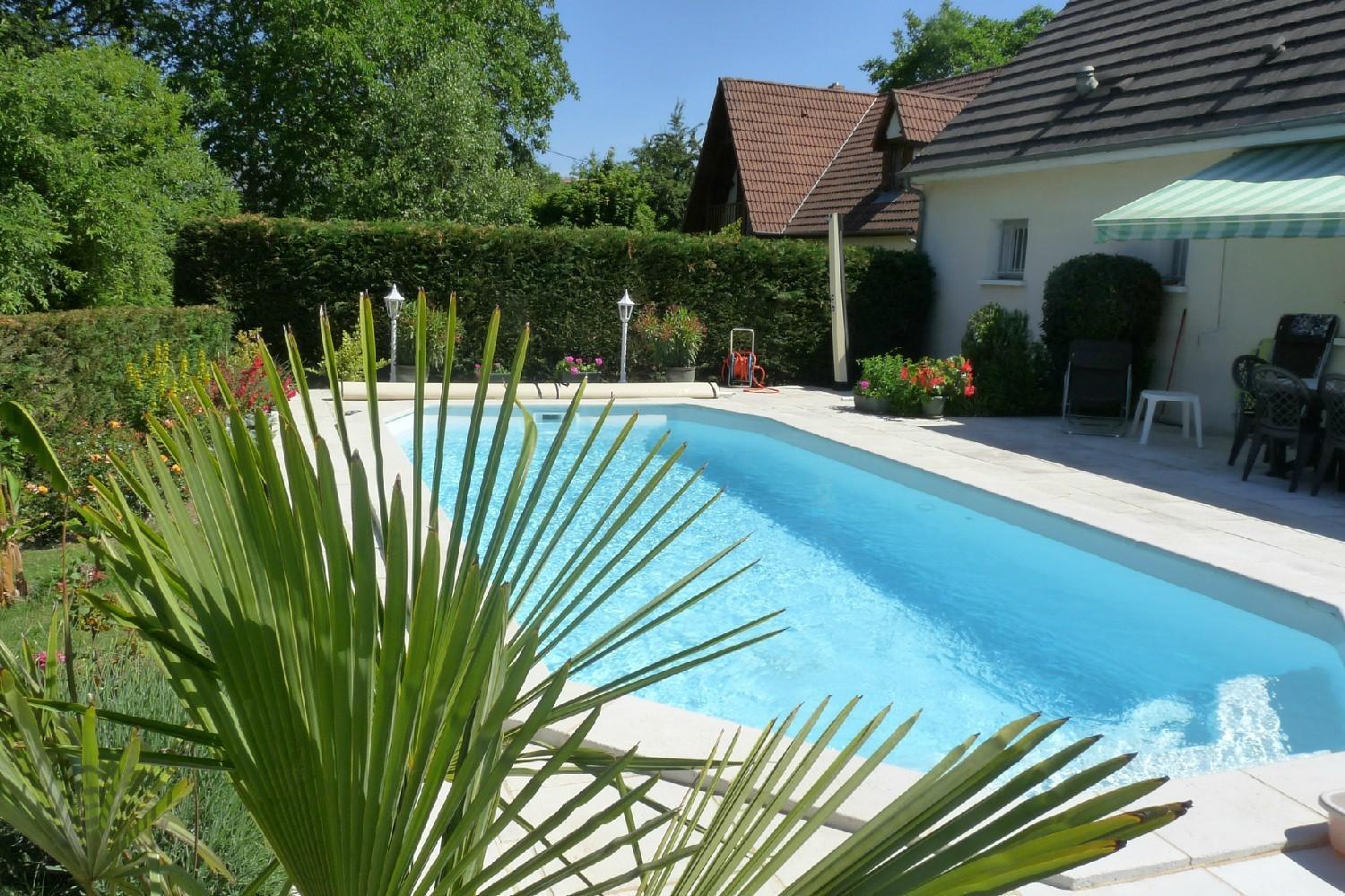 Piscine à coque Nevers
